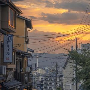 烟波画船游