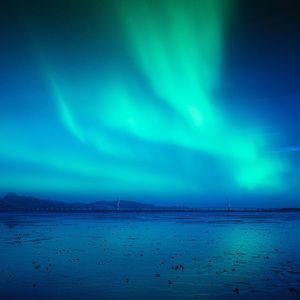 男人海洋 伴奏（唯美钢琴）