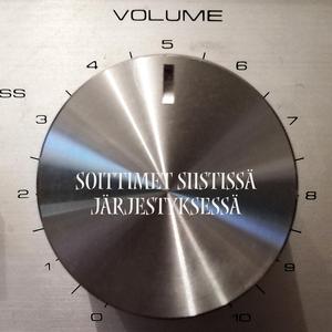 Faija juos kaupasta ulos