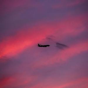 a sweeter talk(一些甜言蜜语）