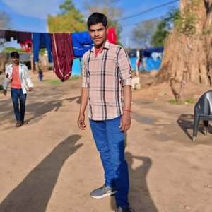 जयपुर जाव तो ले आज्यो चूड़ो कट करीना को