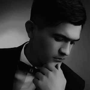 Yalguzmën/孤独我