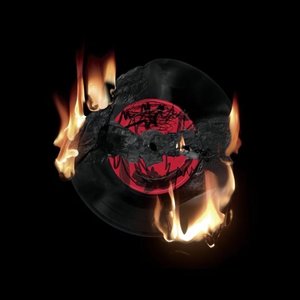 聊天记录厚，关系纸样薄