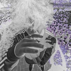 zero (feat. Sincerely Vlxne)