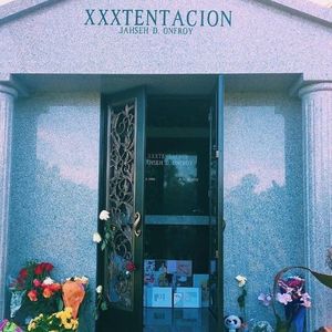 【FREE】“在鲜花的簇拥下死去” XXXTENTACION x SAD Type Beat