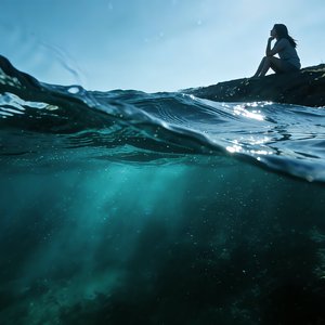 《听海蓝》