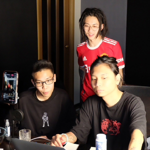 Марк играет в кс (Penguin X Remix)