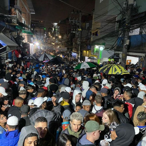 BAILE DE FAVELA É MELHOR QUE PARIS