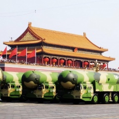 东风浩荡进行曲