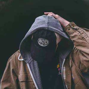 水平线 (feat. maybecashmatters）