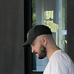 Дещо гарне