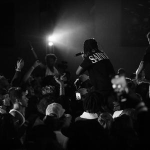 W0AH! (feat. kappaa! & C.LYNN)