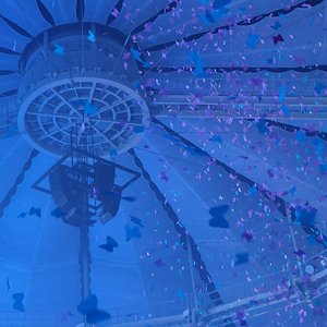 看演唱会才能不hungry #百万奖金AI创作大赛+主题三