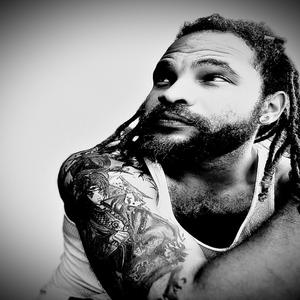 A Lil Bit (feat. Mosis & Royalty Da Don)