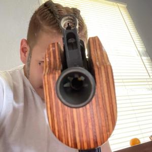 Hood Trophy (Pro.Vrynoah)