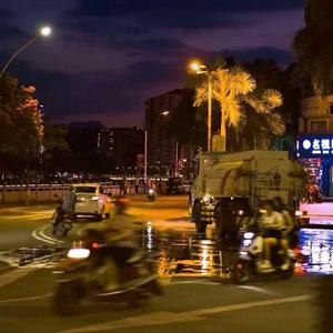 糟糕世界（PROD BY XVIBE）