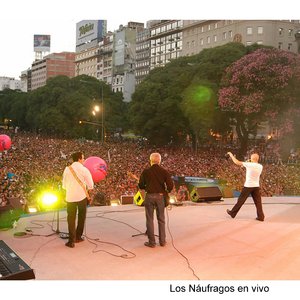 De boliche en boliche/Otra vez en la via/Zapatos rotos/Yo en mi casa y ella en bar/Te quiero ver bailar/Dime linda chiquilina (En Vivo)