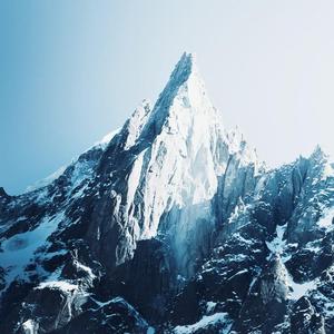 对你的思念他还在挣扎