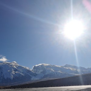 《大道理难控小情绪》