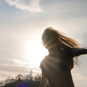 可再生资源 伴奏