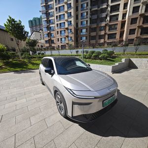 开着我的铂智3X去草原