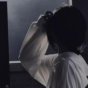 在这里+弱者+不让你哭