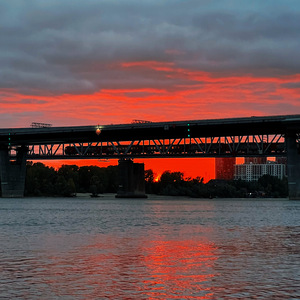 Идущий над небом