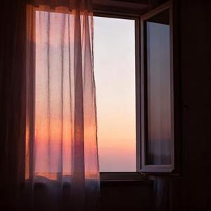 檐下雨滴