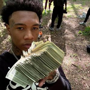 bells (feat. miyaah_xoo)