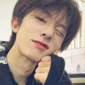 你爱我像谁