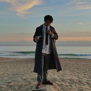 她走了 she's gone