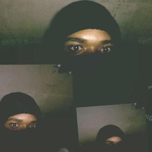 Met_In_Booth (feat. Derail)