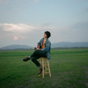 เธออยู่ไกลหรือไม่มีจริง (Distance)