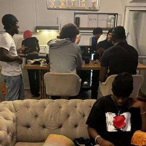 FANBOY (feat. TRAVIS D.E.W & aeura)