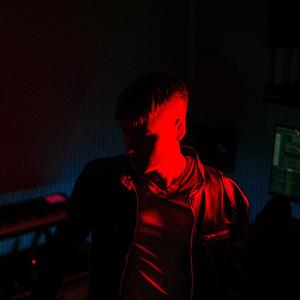 Toinen (feat. Artemes)