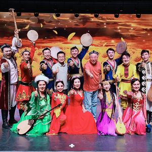 兄弟姐妹（三师文化馆和文工团）