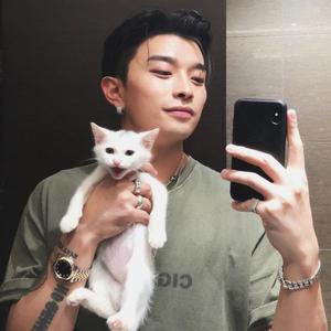 满舒克-LONELY GOD-X（R!ch gang gang remix）