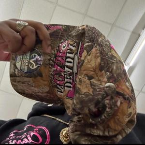 Helping Hand (feat. TrxpB33zy)