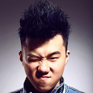 星座之歌（南国置业主题曲）