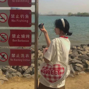 从暴雨中走出啊旋律