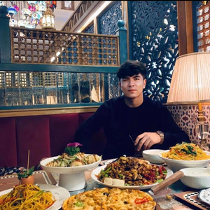 Ballik Qegimda 小时候