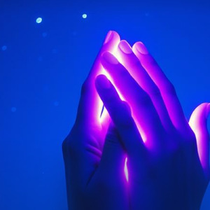 感情の形だとかは