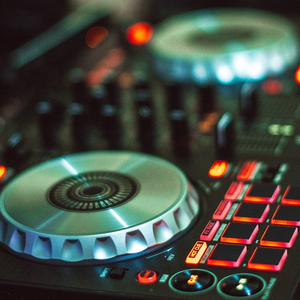 都怪我 (抖音DJ版) (Cover刘德华)