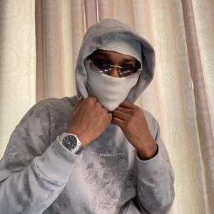 Max Payn3 (feat. AntGoingCrazy)