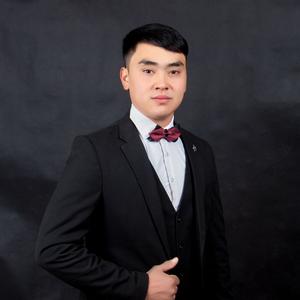 Uzum mihman soygan yarim tuyida 维吾尔语版