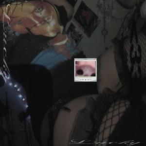 Tattoos & Kisses (feat. Mofu)