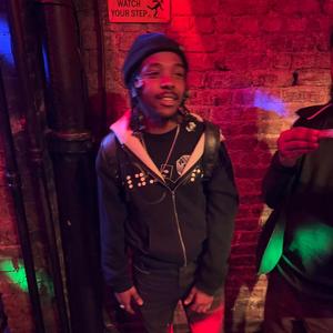 BLUE HUNNITS (feat. EVY & FLEA DIAMONDS)