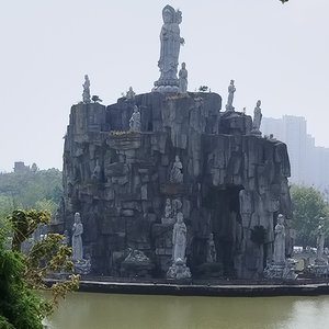 心安处处是灵山