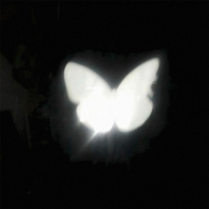 я слышу твой голос когда закрываю глаза