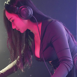 Dj Tiba Tiba Aku Melayang Melodooi Full Bass (Remix)